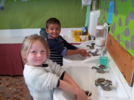 Lavage des mains ... Lavage des mains ...