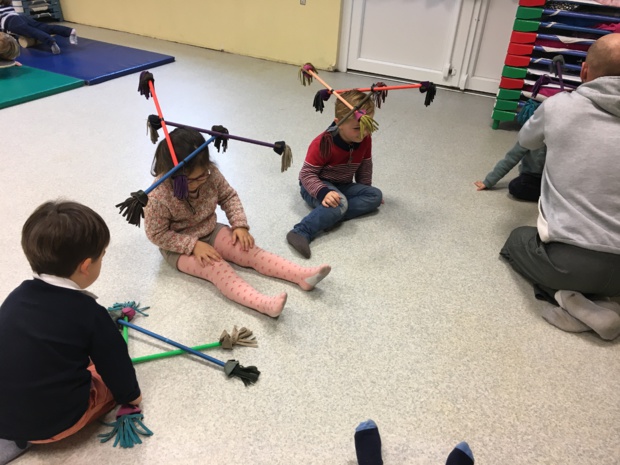 Tous les mardis, c'est cirque !! Tous les mardis, c'est cirque !!