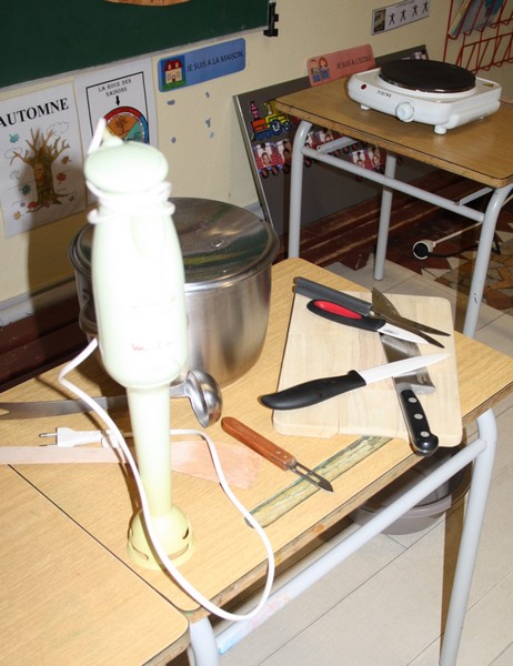 Pour terminer notre travail sur l'automne, nous avons cuisiné une soupe de potimarron. Pour terminer notre travail sur l'automne, nous avons cuisiné une soupe de potimarron.