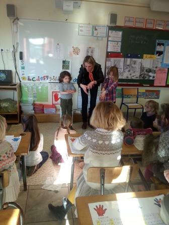 Cycle 2: l'hygiène...c'est très important! Cycle 2: l'hygiène...c'est très important!