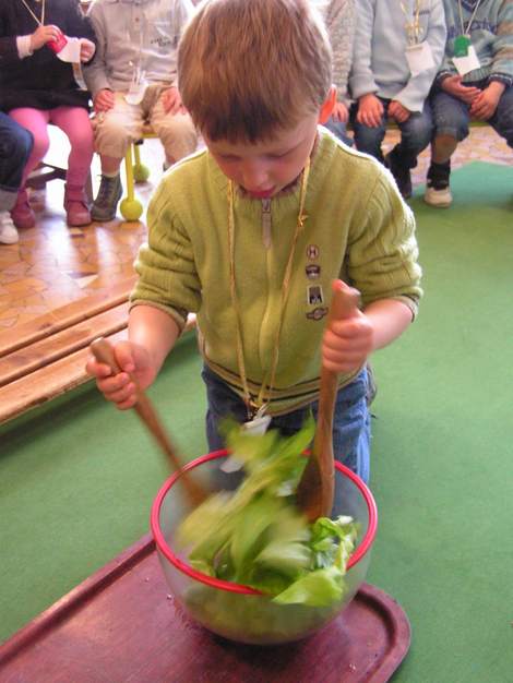 Les salades du jardin sont prêtes! Les salades du jardin sont prêtes!