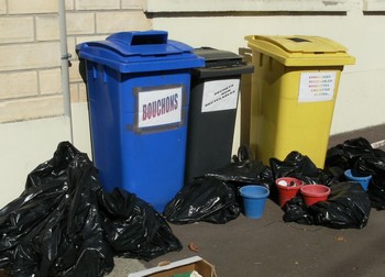 Nettoyons la nature 2009 Nettoyons la nature 2009