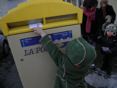 En route pour la poste!