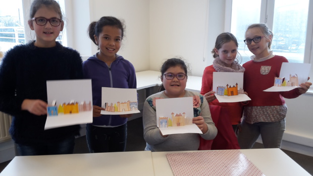 Les CM1 au Pavillon de la Presqu' Ile de Caen Les CM1 au Pavillon de la Presqu' Ile de Caen