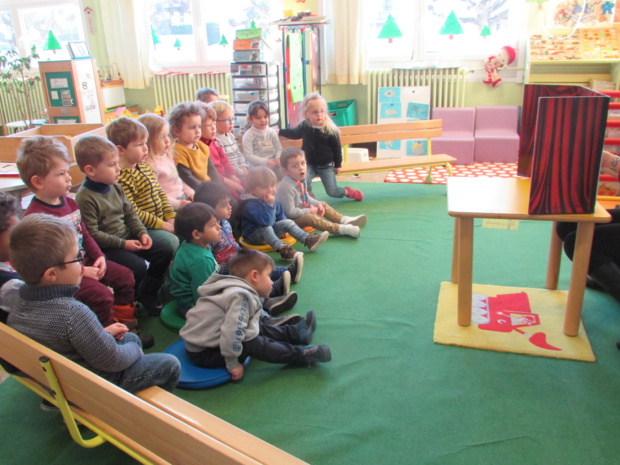 Poésies,comptines et albums ... Poésies,comptines et albums ...