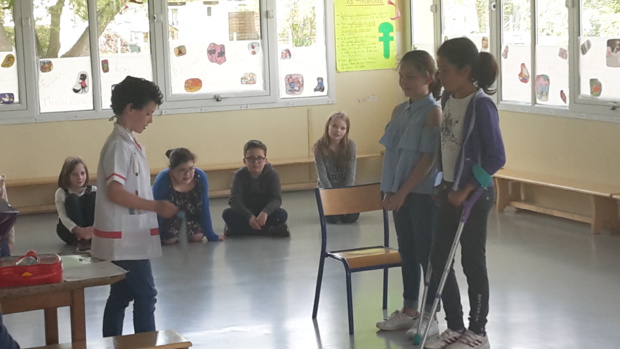 En scène ! En scène !