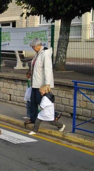 Nettoyons la nature Petite et Moyenne Section Nettoyons la nature Petite et Moyenne Section