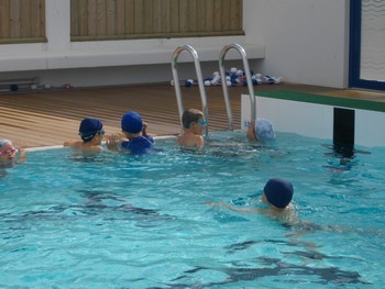 Piscine pour les CP/CE1 Piscine pour les CP/CE1