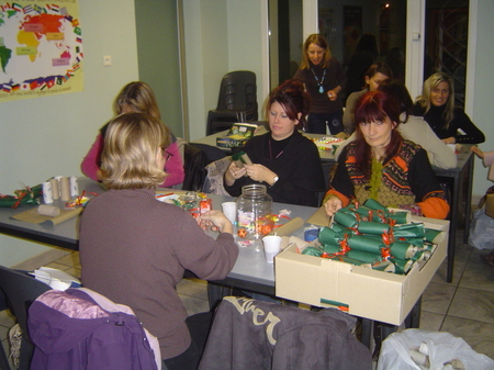 Les mamans se mobilisent pour le marché de Noël Les mamans se mobilisent pour le marché de Noël