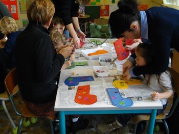 Bricolages de Noël en Petite et Moyenne Section Bricolages de Noël en Petite et Moyenne Section