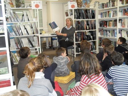 Bibliothèque autour de Noël