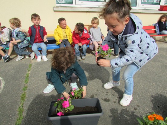 Les petits jardiniers