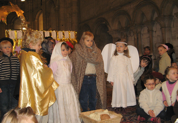 Samedi, avec un peu d'avance, nous avons fêté Noël à l'église St Samson. Petits et grands étaient tous là. Les familles sont elles aussi venues nombreuses.