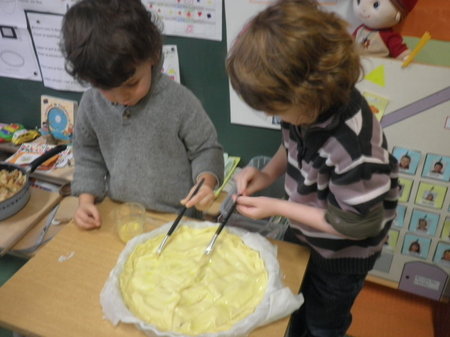 Les petits cuisiniers Les petits cuisiniers