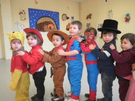 Danses et farandoles Danses et farandoles