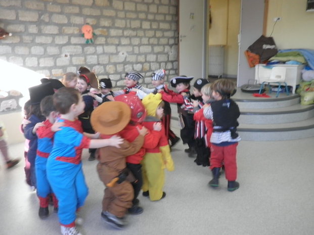 Danses et farandoles Danses et farandoles