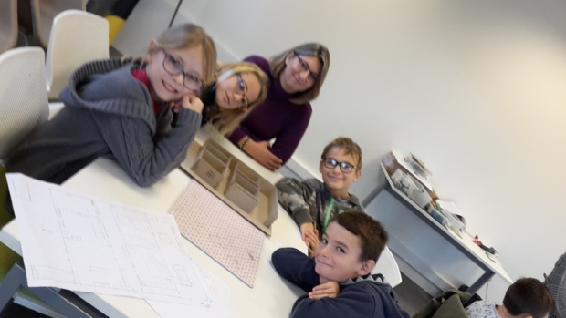 Sortie au Pavillon de la Presqu'Ile de Caen Sortie au Pavillon de la Presqu'Ile de Caen