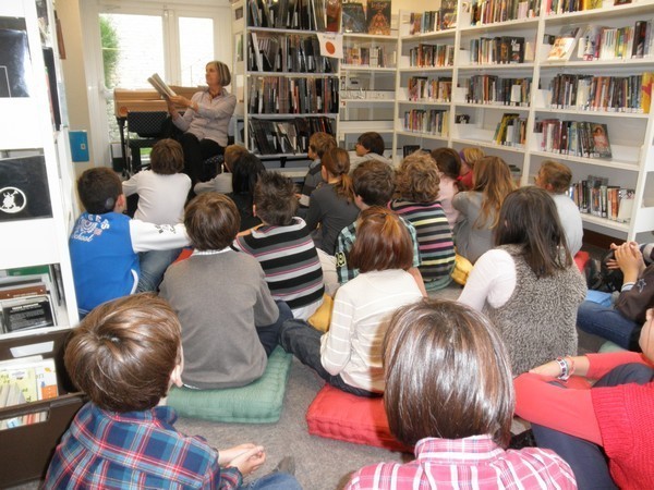 Sortie à la bibliothèque Sortie à la bibliothèque
