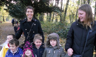 La classe de Petite et Moyenne Section dans les bois La classe de Petite et Moyenne Section dans les bois