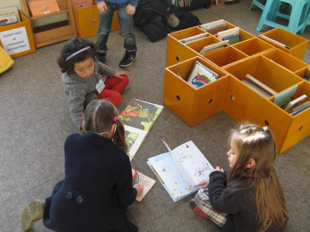 RDV à la bibliothèque RDV à la bibliothèque