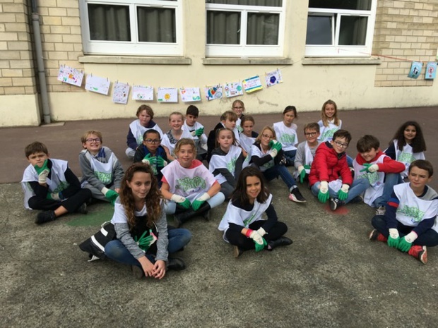 Nettoyons la nature et le jeu « Tri-Athlon » des déchets Nettoyons la nature et le jeu « Tri-Athlon » des déchets