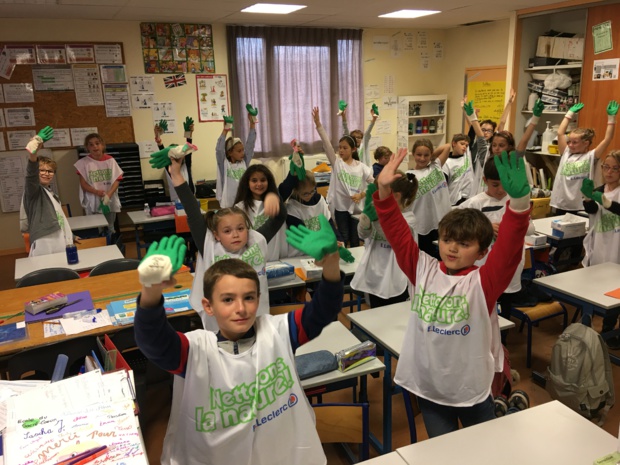 Nettoyons la nature et le jeu « Tri-Athlon » des déchets Nettoyons la nature et le jeu « Tri-Athlon » des déchets