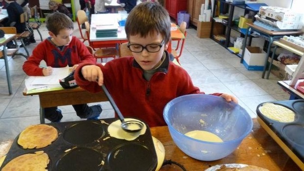 "Crêpes party" chez les CP "Crêpes party" chez les CP