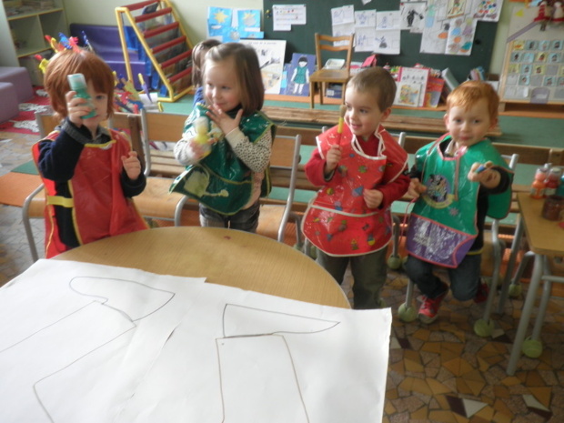 Préparons-nous pour le carnaval. Préparons-nous pour le carnaval.