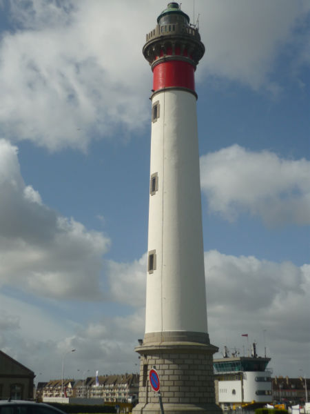 le phare de Ouistreham