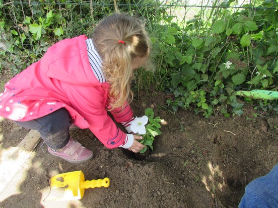 Les petits jardiniers Les petits jardiniers