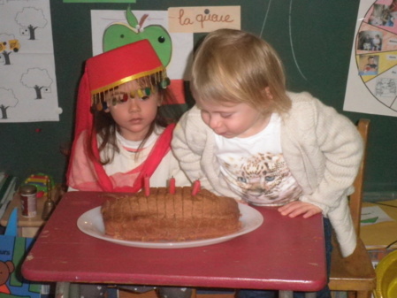 Joyeux anniversaire... Joyeux anniversaire...