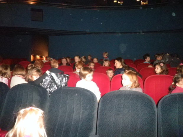 Séance cinéma pour les élèves du Sacré Coeur Séance cinéma pour les élèves du Sacré Coeur