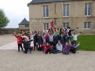 Les CP/CE1 au musée de Normandie et au château de Caen Les CP/CE1 au musée de Normandie et au château de Caen