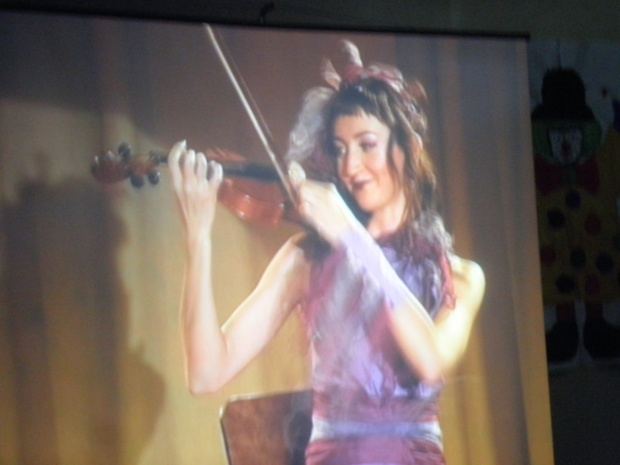 Spectacle pour les Maternelles. Spectacle pour les Maternelles.