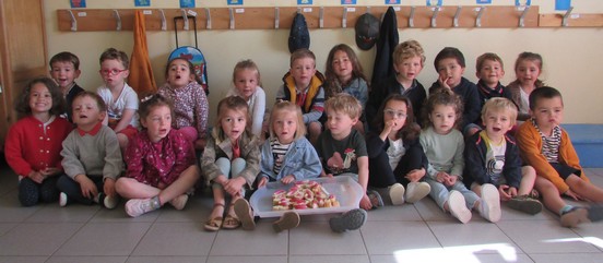 Les petits jardiniers récoltent ! Les petits jardiniers récoltent !