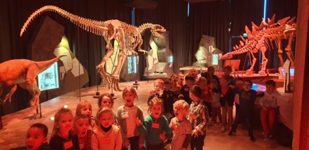 Les MS-GS rencontrent les dinosaures ! Les MS-GS rencontrent les dinosaures !