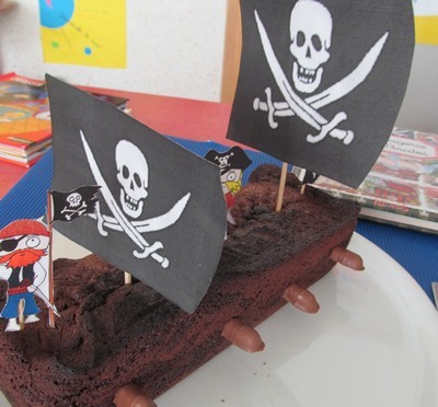 Les CE1 partent à la découverte des pirates! Les CE1 partent à la découverte des pirates!