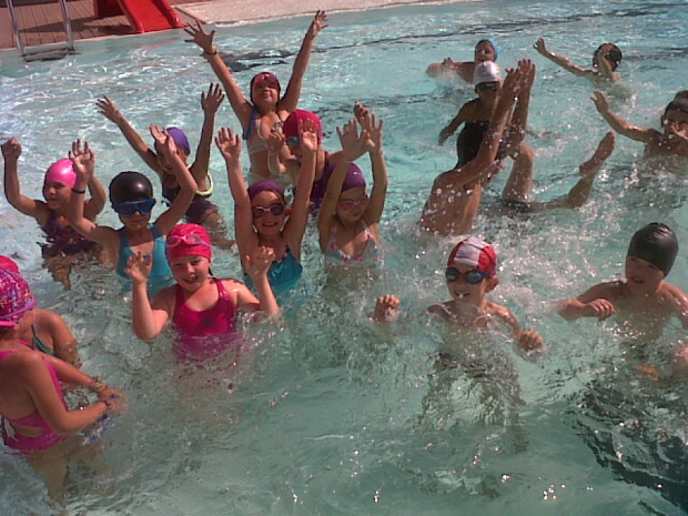 la piscine en CE2 la piscine en CE2