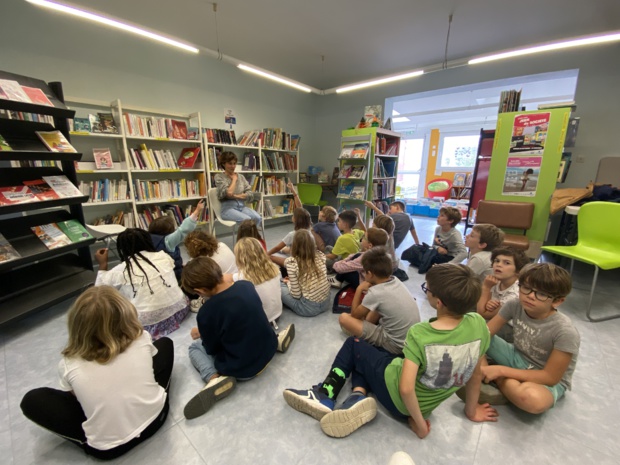 Première visite à la bibliothèque