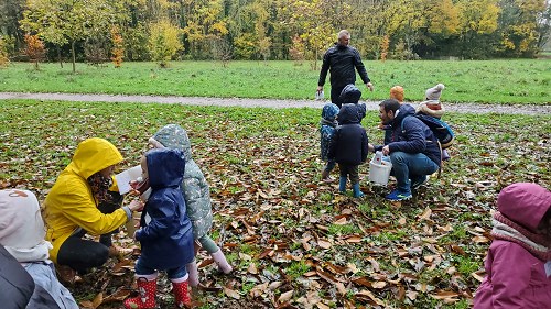 Promenons-nous dans le Bois... Promenons-nous dans le Bois...