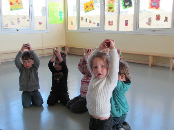 "Ateliers cirque" en Maternelle