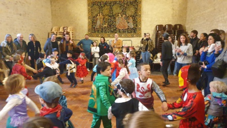 Carnaval des maternelles et des CP Carnaval des maternelles et des CP