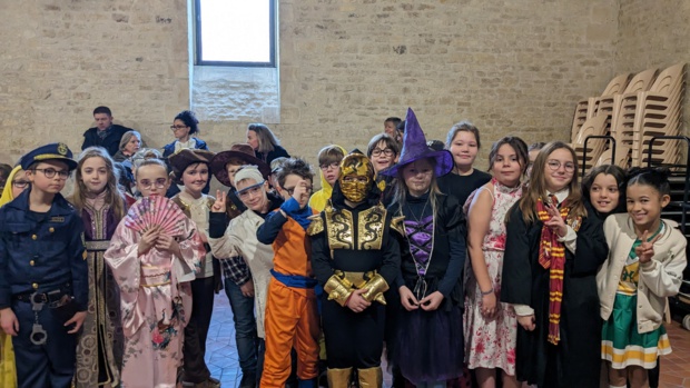 Tous déguisés ! Tous déguisés !