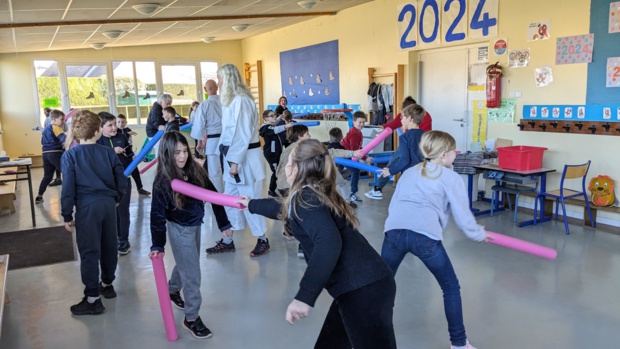 Initiation au Karaté Initiation au Karaté