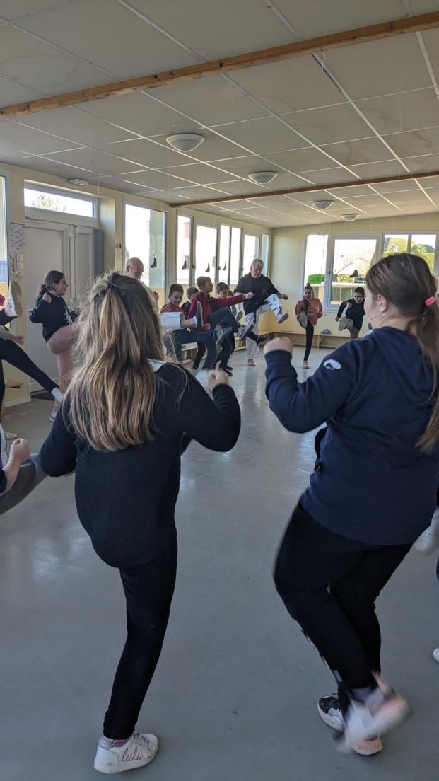 Initiation au Karaté Initiation au Karaté