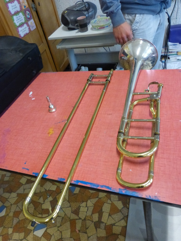 Présentation d'un instrument de musique Présentation d'un instrument de musique