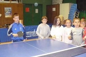 Les photos du tennis de table CE2