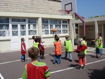 Troisième séance de basket!!