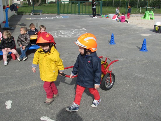 Les petits pompiers