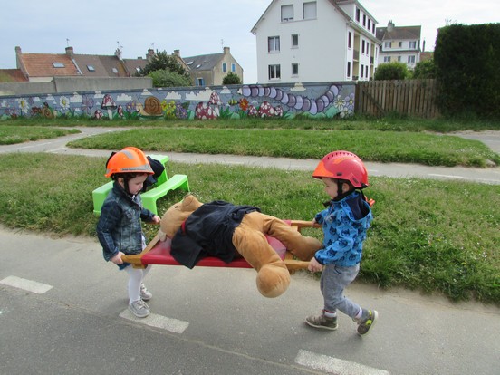 Les petits pompiers